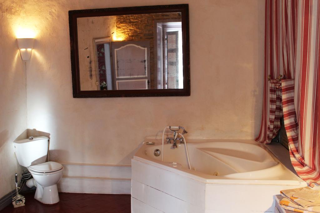 Chateau Du Boschet Bed & Breakfast Bourg-des-Comptes Dış mekan fotoğraf